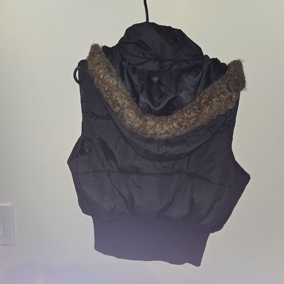 MADE Black Puffer Vest with Fur Hoodie Size L - Picture 2 of 3
